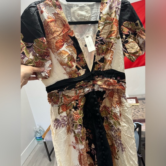 luxury the catalina button front midi dress with V neck,puff sleeves, NEW,SIZE S - Picture 6 of 9